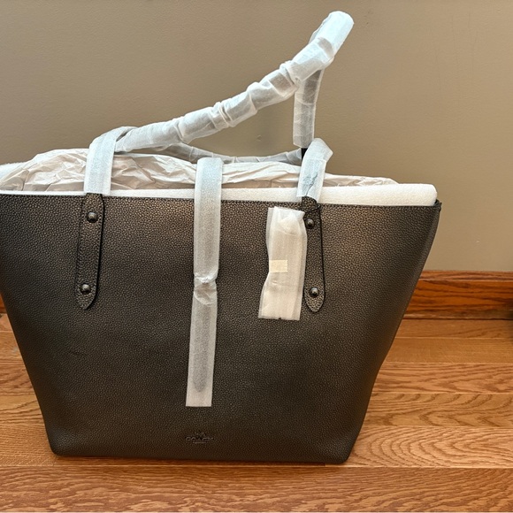 Coach Handbags - Coach Market Tote